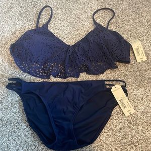 Juniors nwt 2 pc Arizona Sz L bathing suit=